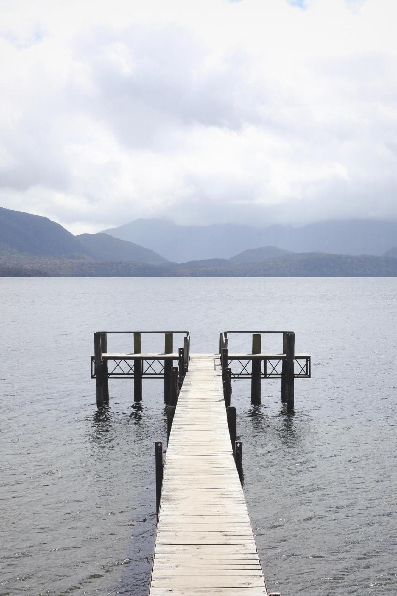 Shakespeare House Bed & Breakfast Te Anau Bagian luar foto